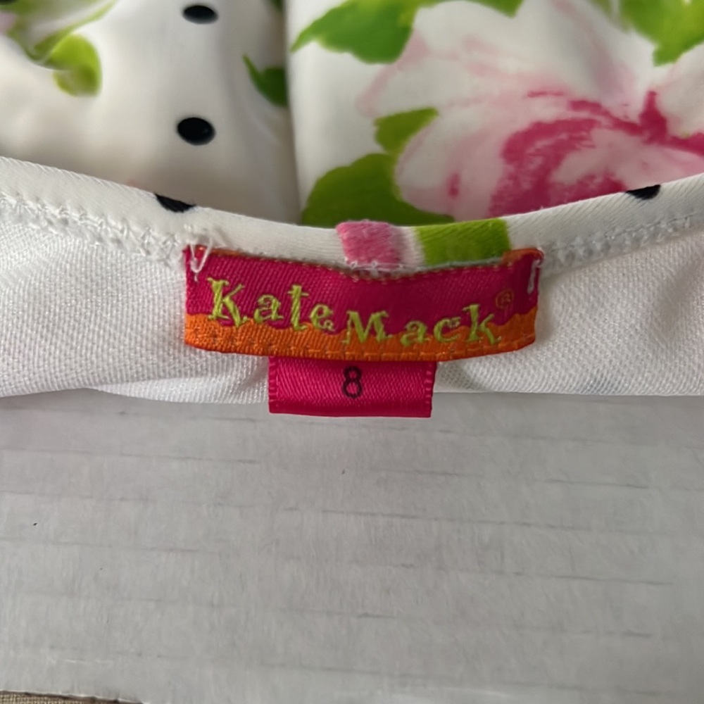 Kate Mack - Picture 5 of 5
